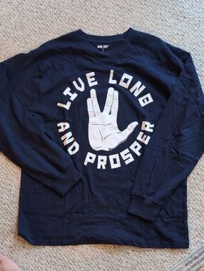 New Men's Long Sleeve Star Trek "Live Long And Prosper" T-shirt